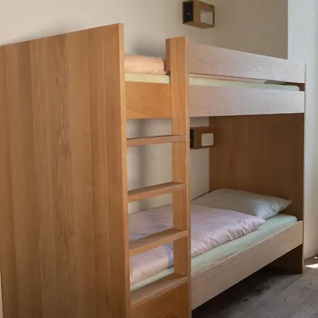 Schloss Youth * Burgdorf