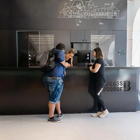 Schloss Youth
