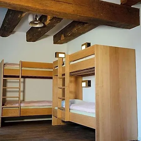 Hostel Schloss Youth Burgdorf