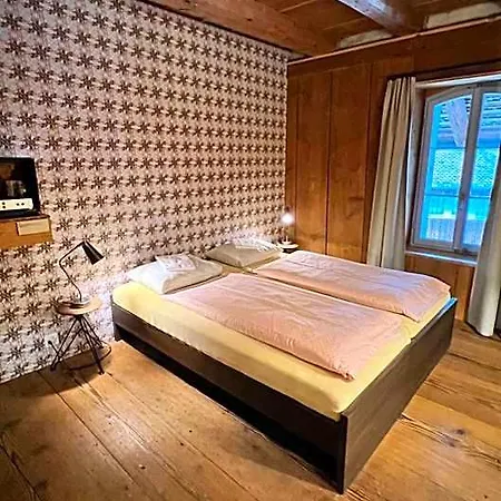 Schloss Youth Hostel