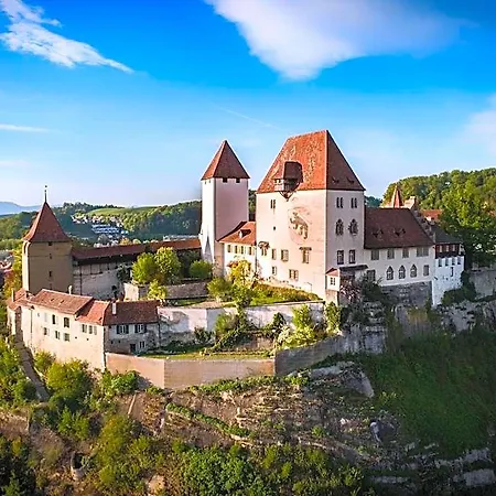 Hostel Schloss Youth