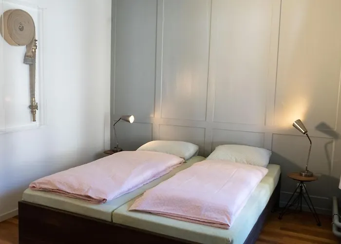 Hostel Schloss Youth Burgdorf