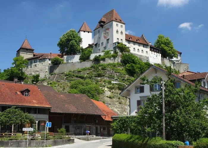 Schloss Youth Hostel Burgdorf