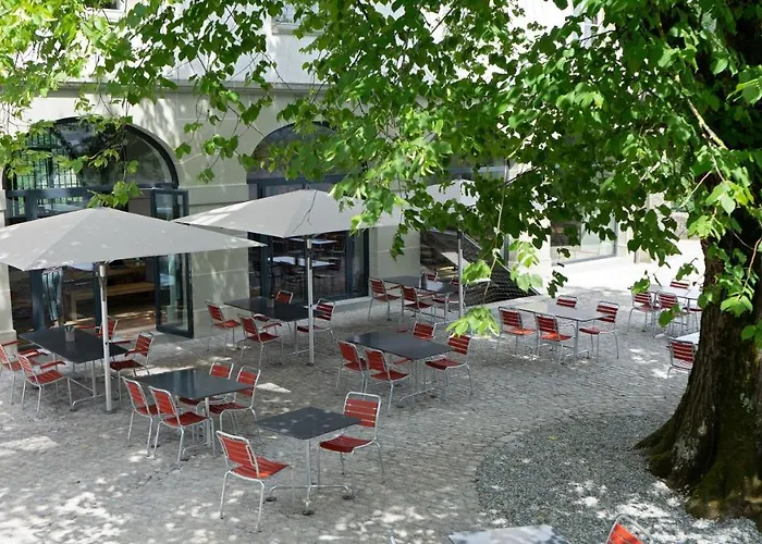 Schloss Youth Hostel Burgdorf