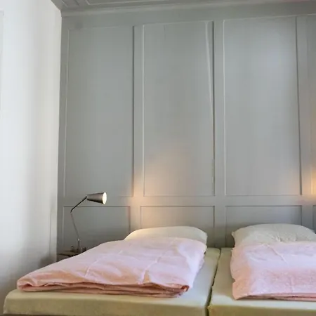 Schloss Youth 布格多夫