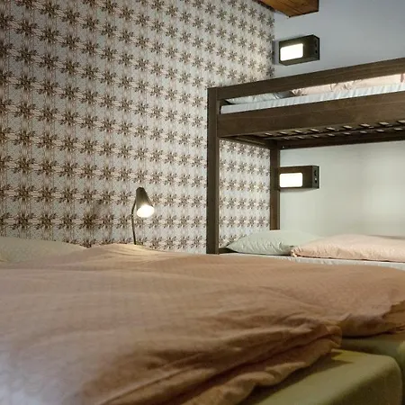 Schloss Youth 布格多夫